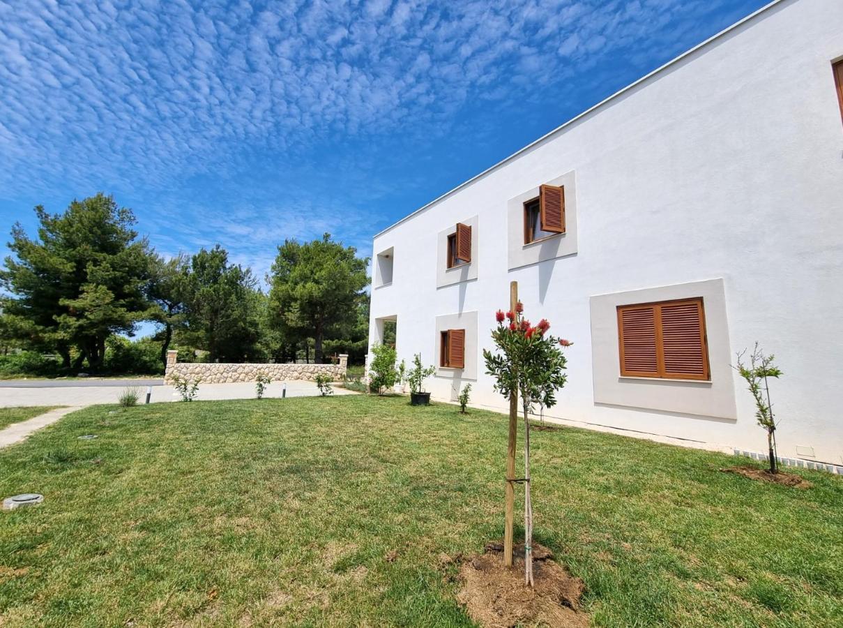 Apartments Leticia فرسي المظهر الخارجي الصورة