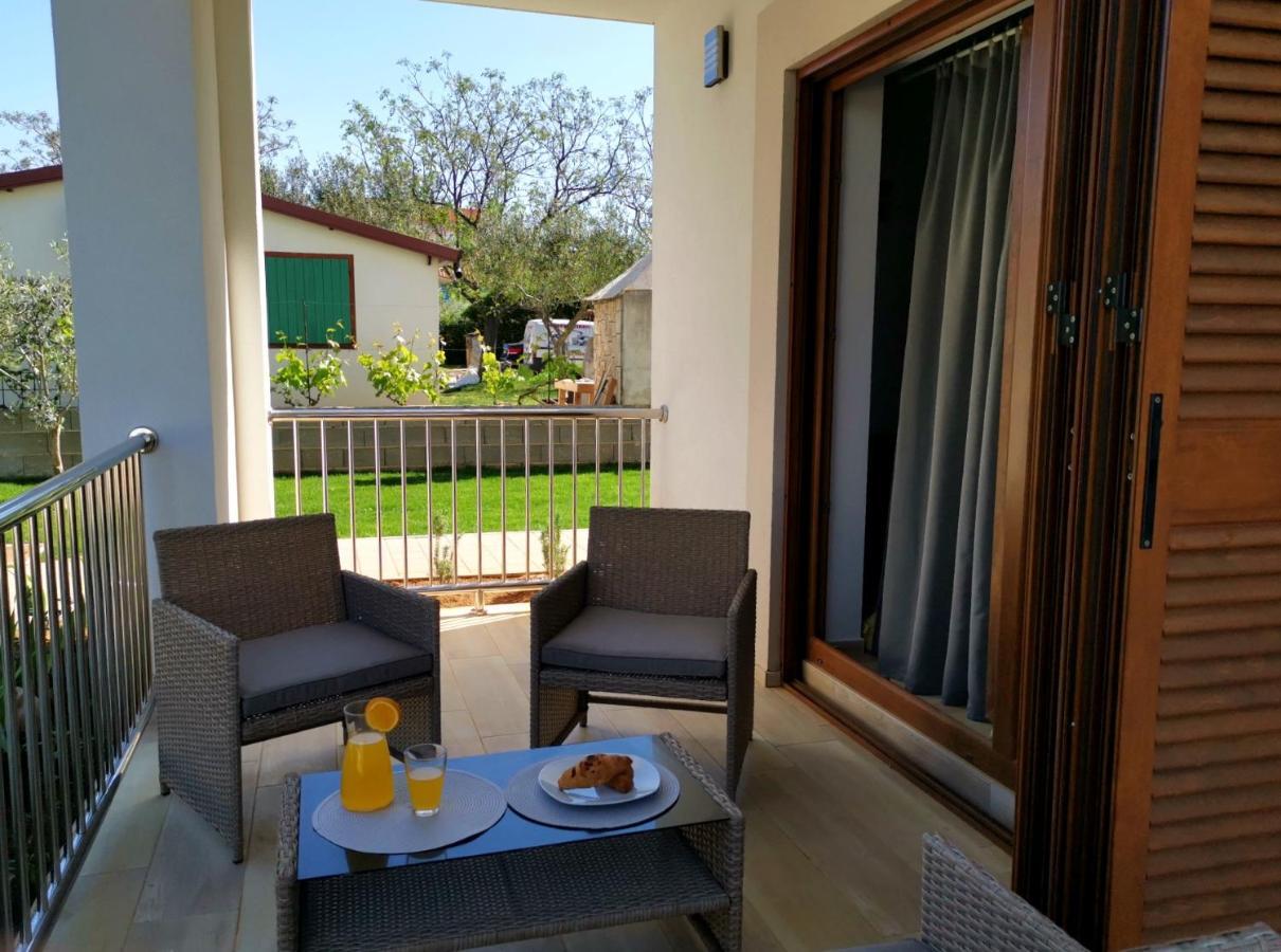 Apartments Leticia فرسي المظهر الخارجي الصورة