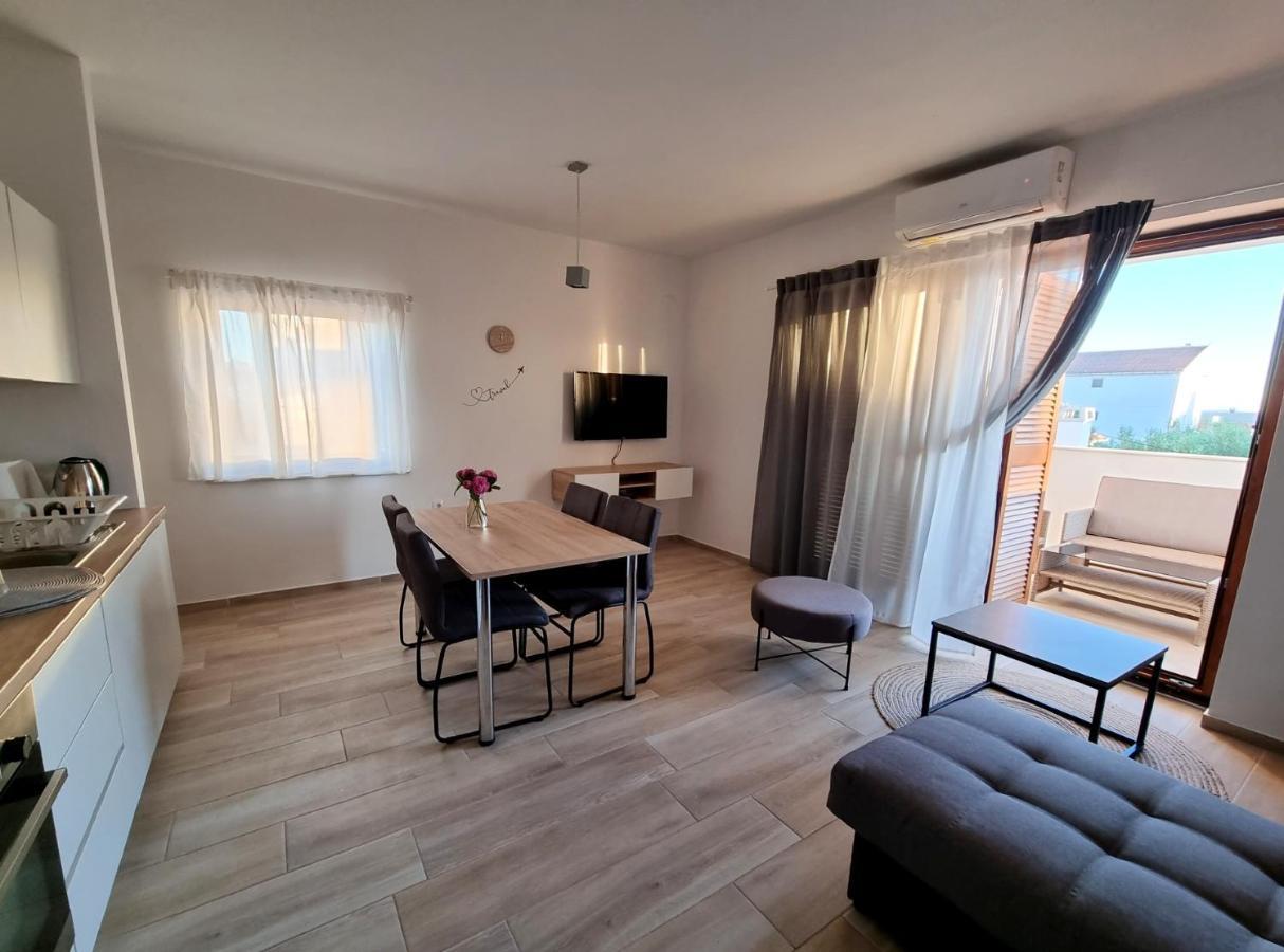 Apartments Leticia فرسي المظهر الخارجي الصورة
