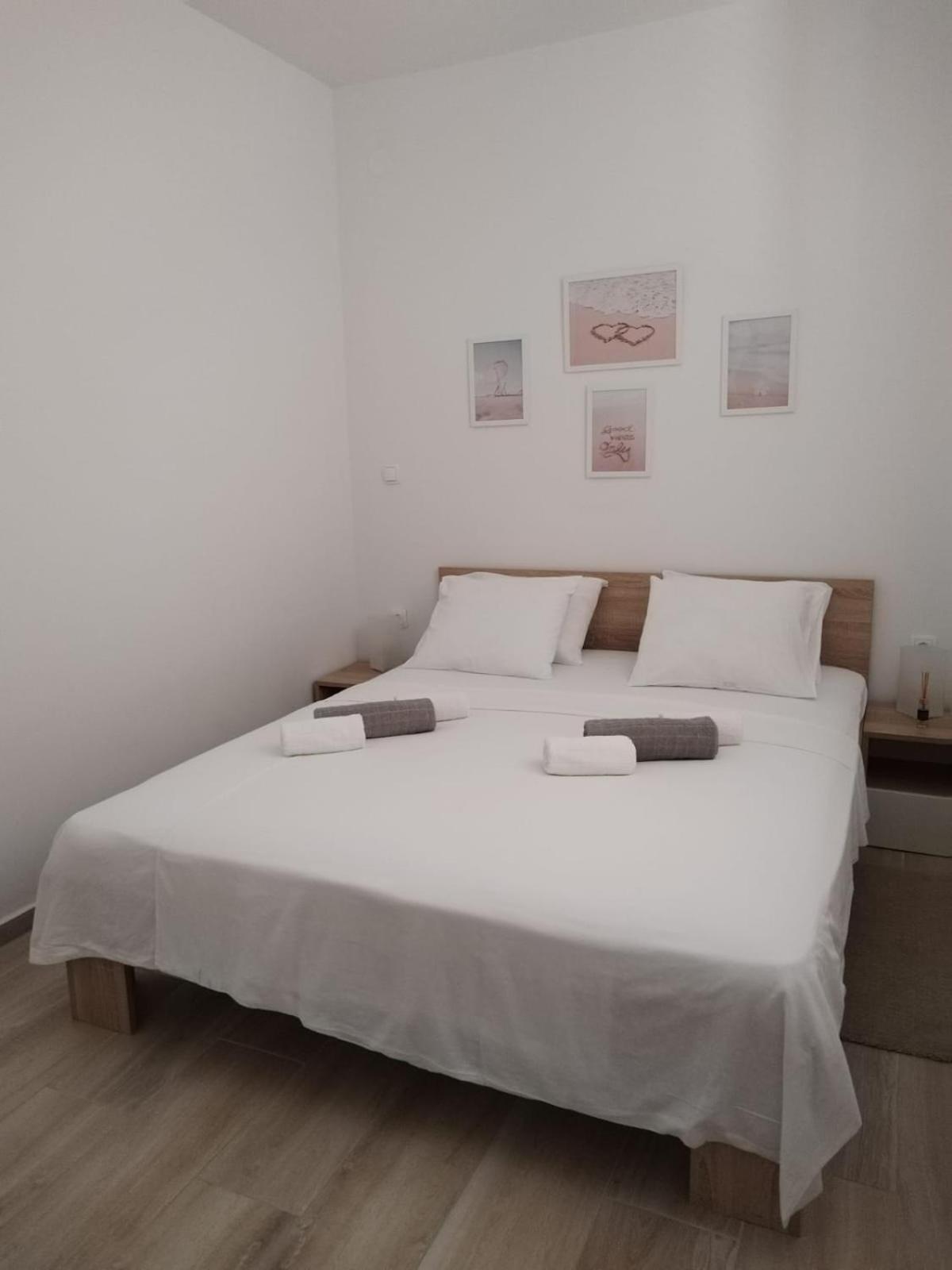 Apartments Leticia فرسي الغرفة الصورة